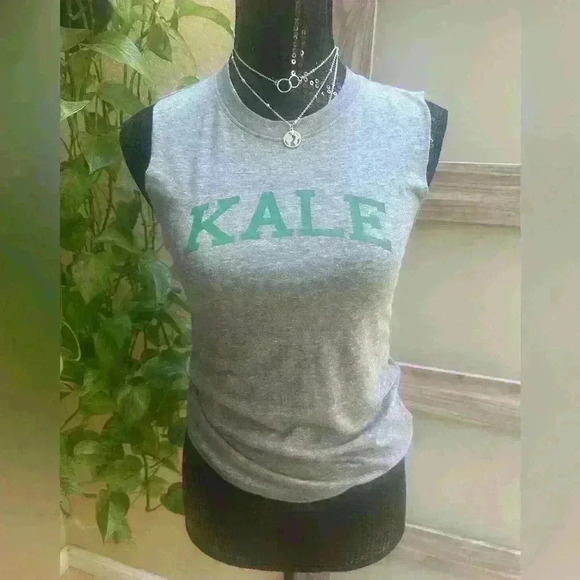 Sub_Urban RIOT KALE Muscle Tee NWT Size L 💚 - Picture 1 of 4